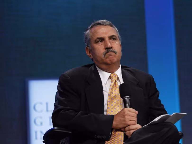 Thomas L. Friedman, tác giả cuốn "Thế giới phẳng", kêu gọi ông Trump từ chức lập tức (Ảnh: LATimes)