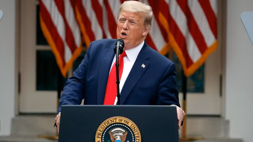 Tổng thống Mỹ Donald Trump tuyên bố hàng loạt hành động cứng rắn chưa từng thấy nhằm vào Trung Quốc (Ảnh: Fox Business)