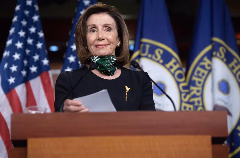 Chủ tịch Hạ viện Nancy Pelosi nói rằng bà rất tự hào khi dự luật cứu trợ mới được thông qua tại Hạ viện (Ảnh: AFP)