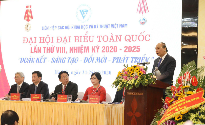 Thủ tướng Nguyễn Xuân Phúc phát biểu tại Đại hội.