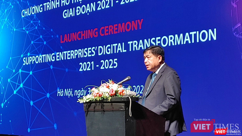 Bộ trưởng Bộ KH&amp;ĐT Nguyễn Chí Dũng phát biểu tại sự kiện.