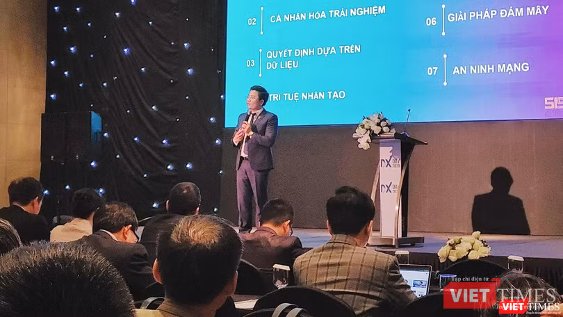 ông Nguyễn Kim Hùng tham luận tại Hội thảo “Chuyển đổi số cho doanh nghiệp vừa và nhỏ”, nằm trong khuôn khổ ngày Chuyển đối số Việt Nam (DX Day Vietnam 2020)