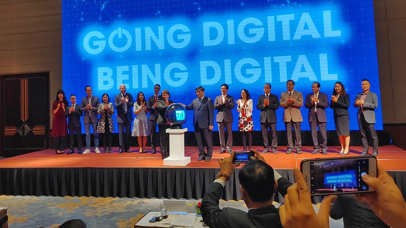 Lễ công bố “Chương trình Hỗ trợ doanh nghiệp chuyển đổi số giai đoạn 2021 - 2025”