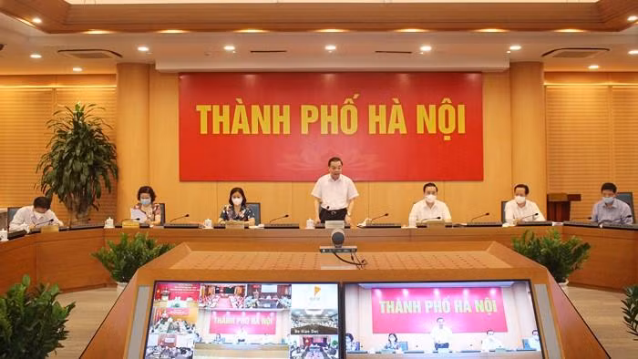 Chủ tịch UBND Thành phố Chu Ngọc Anh phát biểu tham luận tại Hội nghị. Ảnh: Cổng TTĐT Hà Nội.
