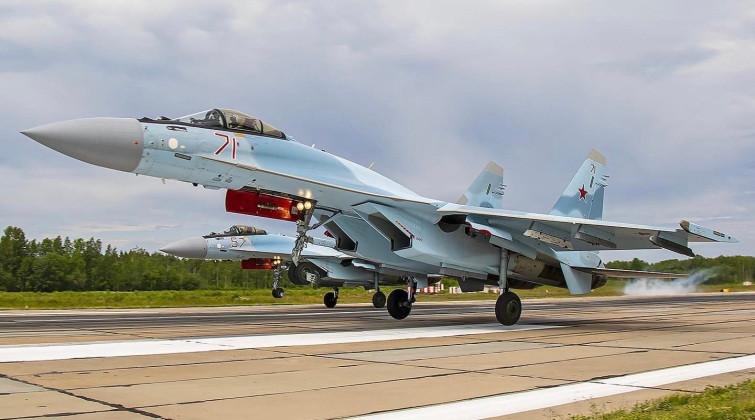 Su-35 Nga tung hoành bầu trời Ukraine, tích hợp vũ khí mới hạ gục đối thủ 4.jpeg