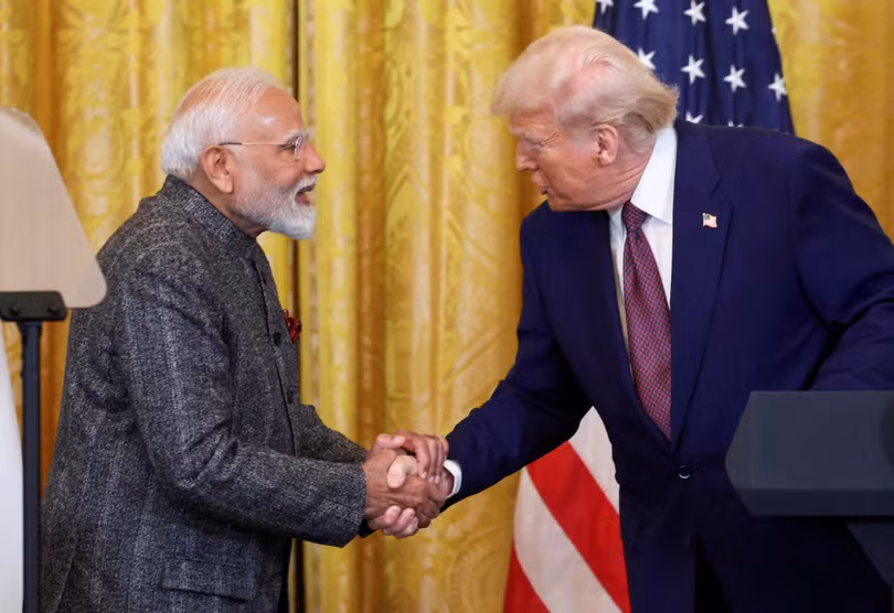 Tổng thống Donald Trump đã cố gắng thuyết phục Thủ tướng Ấn Độ Narendra Modi giúp Mỹ cô lập Nga. Ảnh: WSJ.