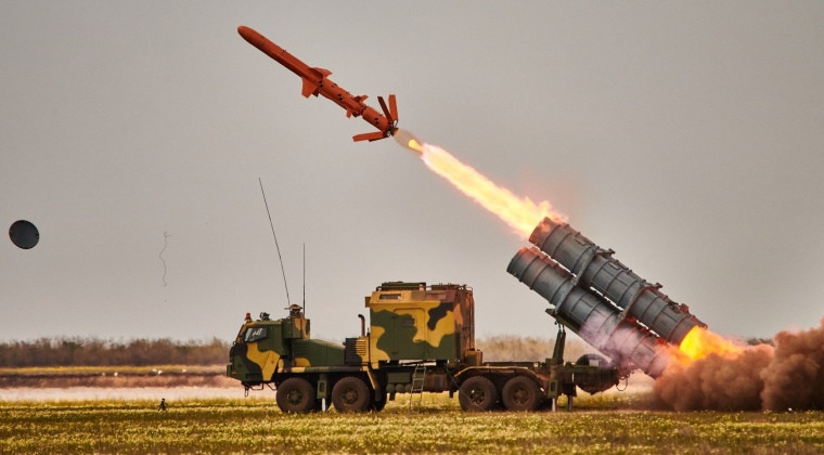 Nga tung video dùng Iskander-M phá hủy bệ phóng Neptune của Ukraine tại Zaporozhye 2.jpg