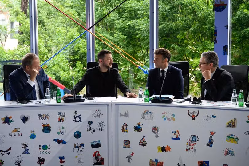 Hé lộ tuần ngoại giao nghẹt thở của Ukraine sau cú điện đàm của ông Trump 4.jpg