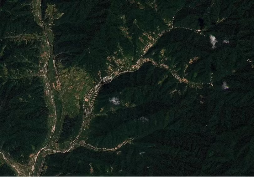 Hình ảnh vệ tinh do Planet Labs cung cấp cho thấy Căn cứ hoạt động tên lửa Sinpung-dong ở Triều Tiên vào ngày 12/8. Ảnh: Planet Labs.