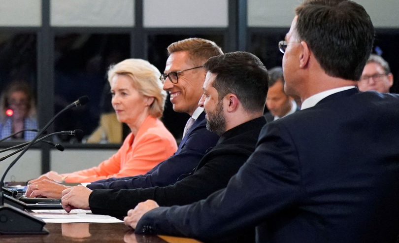 Các nhà lãnh đạo Ukraine và châu Âu trong cuộc họp tại Nhà Trắng hôm 18/8. Ảnh: Reuters.