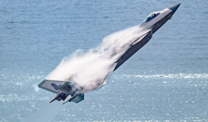 J-10C khiến rồng tàng hình J-20 bại trận trong mô phỏng Sự thật phía sau là gì.jfif