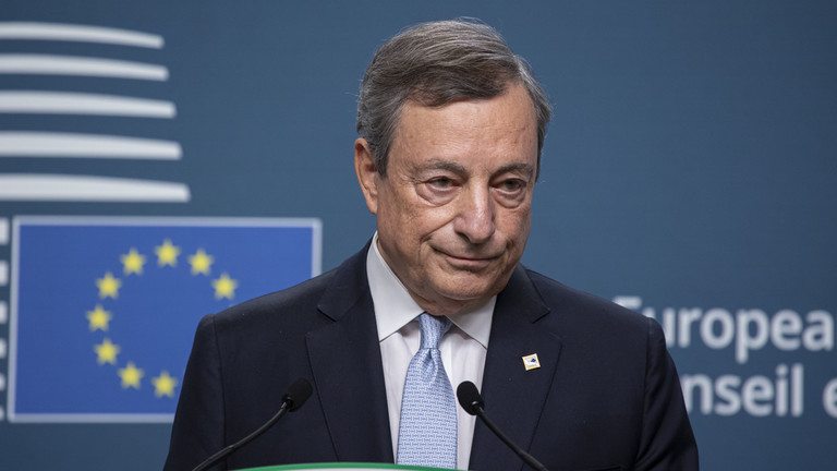Cựu Thủ tướng Italy và cựu Chủ tịch Ngân hàng Trung ương Châu Âu, Mario Draghi. Ảnh: Getty.