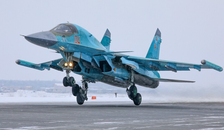 Nga xuất khẩu chiến đấu cơ nặng nhất Su-34M sẽ đến Algeria hay Triều Tiên 4.jfif