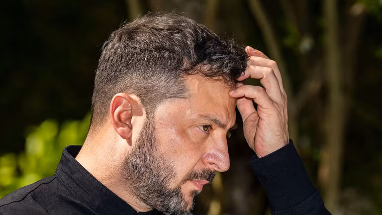 Tổng thống Ukraine Volodymyr Zelensky tham dự buổi họp báo khi Đan Mạch nhận vị trí chủ tịch EU vào ngày 3/7 tại Aarhus, Đan Mạch. Ảnh:: Getty.