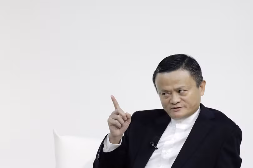 Jack Ma từng nói ông sẽ trở lại với nghiệp giáo viên (Ảnh: Bloomberg)