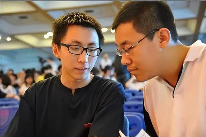 tải xuống (2).jpg