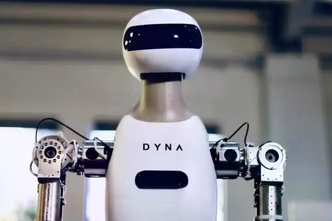 Một robot Dyna được vận hành bởi mô hình robot của công ty. Ảnh: Dyna Robotics.