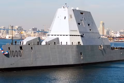 Tàu khu trục USS Zumwalt của Hải quân Mỹ. Ảnh: MW.