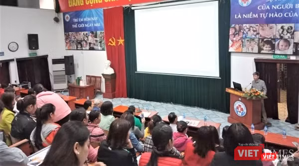 Buổi họp mặt gia đình trẻ tăng động giảm chú ý tổ chức tại Bệnh viện Nhi Trung ương sáng 3/11.