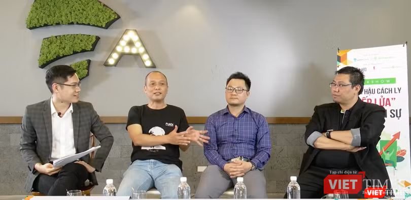Các khách mời tham gia talkshow "Đi làm hậu cách ly - Tiếp lửa cho nhân sự".
