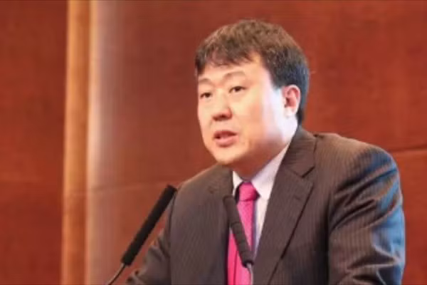 TS Cao Thiện Văn: Đặng Tiểu Bình đem vận nước đánh bạc, rất mạo hiểm.