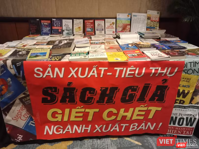 Thông điệp của các nhà xuất bản trong cuộc chiến chống sách giả Thông điệp của các nhà xuất bản trong cuộc chiến chống sách giả