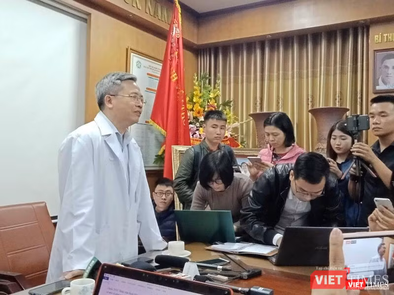 GS.TS Phạm Minh Thông trả lời báo chí GS.TS Phạm Minh Thông trả lời phỏng vấn của báo chí