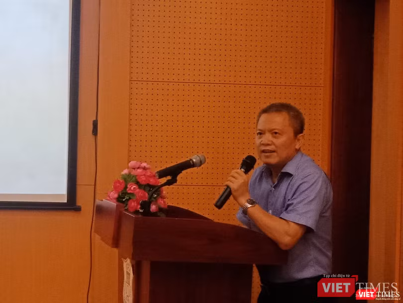 GS.TS. Lê Ngọc Thành - Trưởng khoa Y-Dược, Đại học Quốc gia Hà Nội kết luận buổi hội thảo