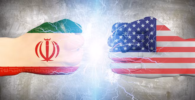 Quan hệ Mỹ - Iran ngày càng trở nên căng thẳng. Quan hệ Mỹ - Iran ngày càng trở nên căng thẳng.