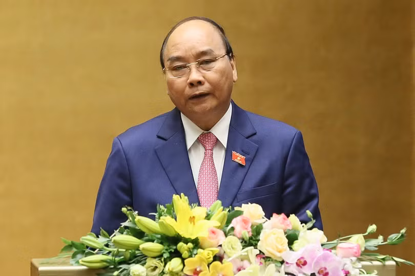 Thủ tướng Nguyễn Xuân Phúc trình bày báo cáo trước Quốc hội