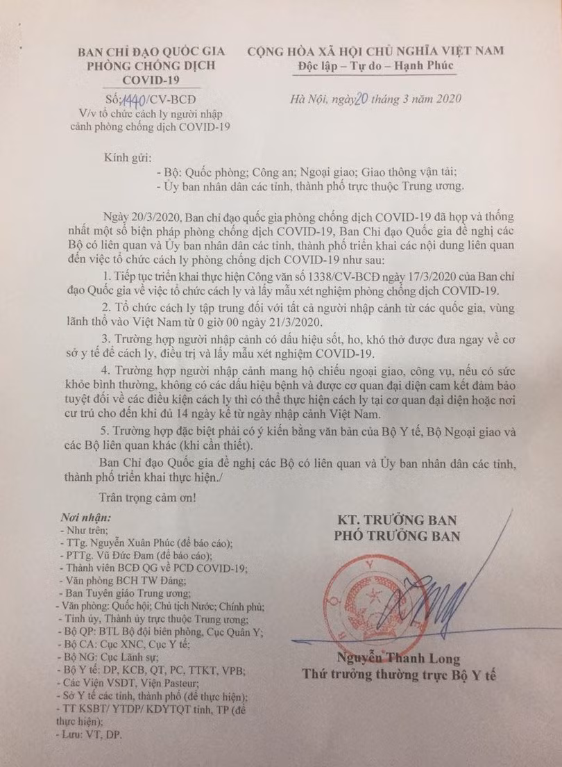 Công văn về việc tổ chức cách ly người nhập cảnh vừa được Thứ trưởng Thường trực Bộ Y tế Nguyễn Thanh Long - Phó Trưởng Ban Chỉ đạo Quốc gia phòng, chống COVID-19 kí chiều nay Công văn về việc tổ chức cách ly người nhập cảnh vừa được Thứ trưởng Thường trực Bộ Y tế Nguyễn Thanh Long - Phó Trưởng Ban Chỉ đạo Quốc gia phòng, chống COVID-19 kí chiều nay