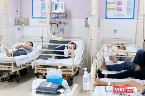 Bệnh nhân nhập viện do ngộ độc thực phẩm. Ảnh: BVCC