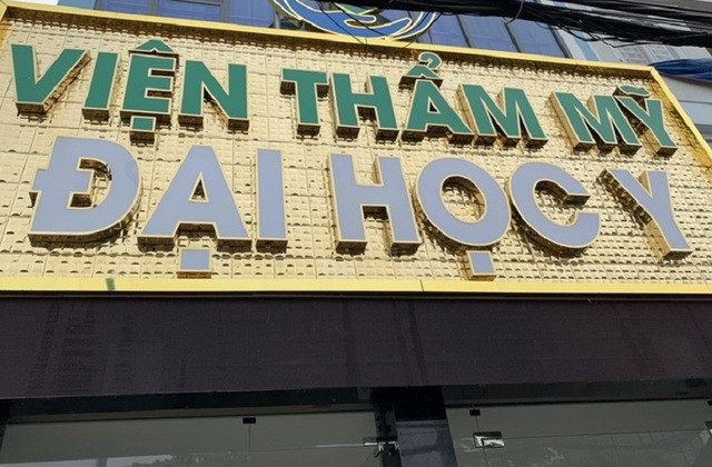 Viện thẩm mỹ Đại học Y tổ chức tiêm filler và botox (hai loại chất làm đầy) cho khách hàng mà chưa có giấy phép hoạt động. Ảnh: X.M