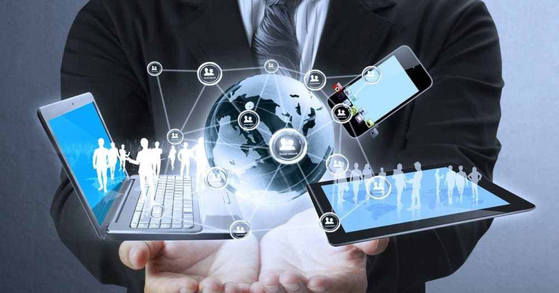 Các doanh nghiệp sử dụng công nghệ trí tuệ nhân tạo để giải đáp các truy vấn của khách hàng mọi lúc mọi nơi, mang lại sự tiện lợi, nhanh chóng. Ảnh: Internet Các doanh nghiệp sử dụng công nghệ trí tuệ nhân tạo để giải đáp các truy vấn của khách hàng mọi lúc mọi nơi, mang lại sự tiện lợi, nhanh chóng. Ảnh: Internet