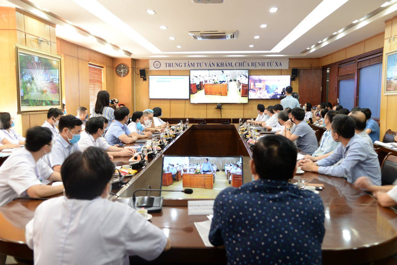 BV Nội tiết Trung ương kết nối với các BV khác trong buổi lễ khai trương. Ảnh: BVCC