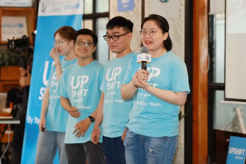 Các thành viên trong nhóm BITBO. Ảnh: Khám phá