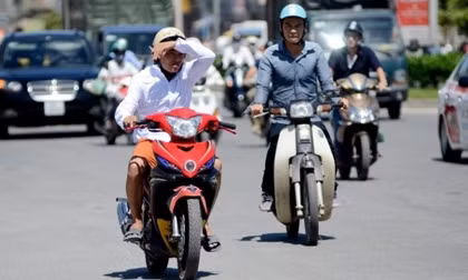 Quạt điều hòa không phù hợp với thời tiết nắng nóng lên tới 36-38 độ, thậm chí 40 độ C như các tỉnh miền Bắc. Ảnh: Internet