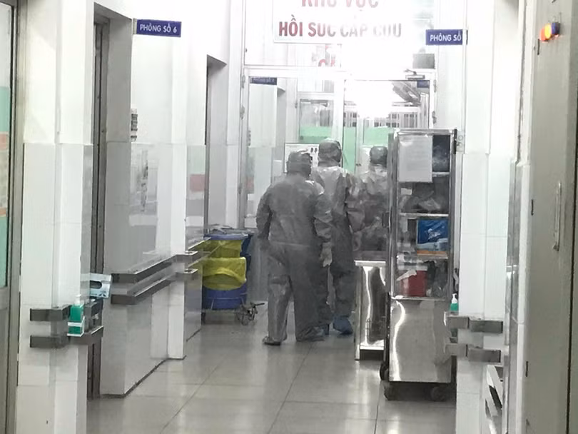 Đoàn công tác Bộ Y tế kiểm tra tình hình phòng chống dịch bệnh do virus corona tại BV Chợ Rẫy Đoàn công tác Bộ Y tế kiểm tra tình hình phòng chống dịch bệnh do virus corona tại BV Chợ Rẫy