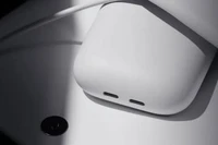 Bỏ củ sạc khỏi hộp điện thoại: Bảo vệ môi trường hay chiêu cắt giảm chi phí?