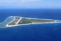 Đảo Minamitorishima của Nhật Bản nằm cách Tokyo khoảng 1.950 km về phía đông nam. Ảnh: Nikkei Asia.