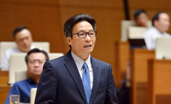 Phó Thủ tướng Vũ Đức Đam cho biết có bệnh nhân phản ánh về hiện tượng tiêu cực, móc nối giữa bác sĩ và trình dược viên (Ảnh: Thông tin Chính phủ)