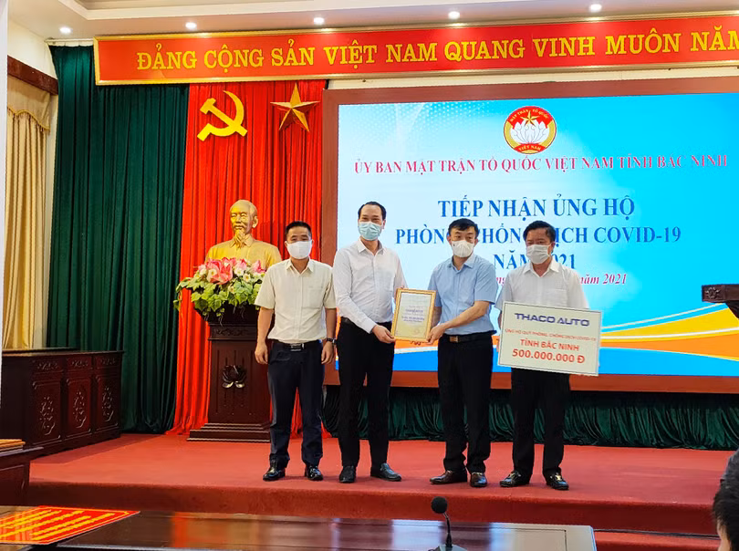 Ngày 25/5, THACO AUTO Bắc Ninh đã trao ủng hộ 500 triệu đồng cho tỉnh để phòng chống dịch. Ngày 25/5, THACO AUTO Bắc Ninh đã trao ủng hộ 500 triệu đồng cho tỉnh để phòng chống dịch.