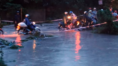 Xin 1.400 tỉ đồng mua 63 xe bơm nước chống ngập