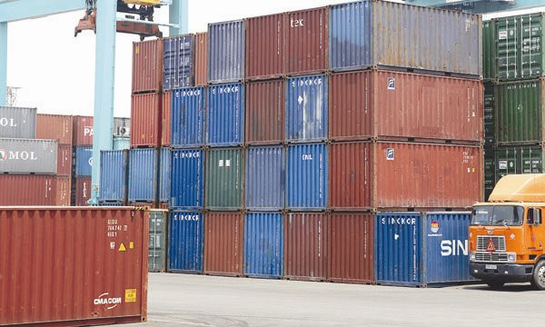  Có ai chở thuê cho chính mình? 