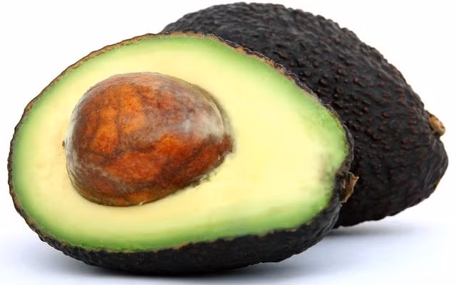 Trái bơ giúp bạn giảm nguy cơ tim mạch 