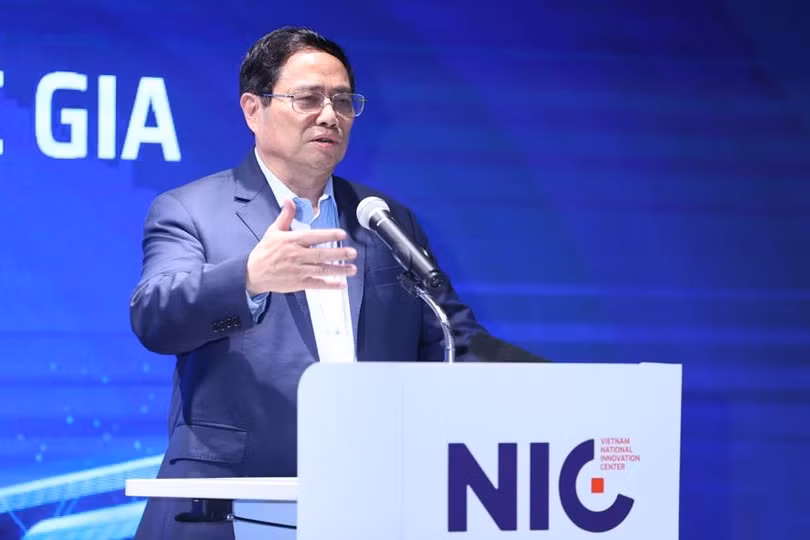 Thủ tướng Chính phủ mong muốn Trung tâm Đổi mới sáng tạo quốc gia Việt Nam phải "hội tụ trí tuệ và lan toả lợi ích đổi mới sáng tạo Việt Nam" (Ảnh: VGP)