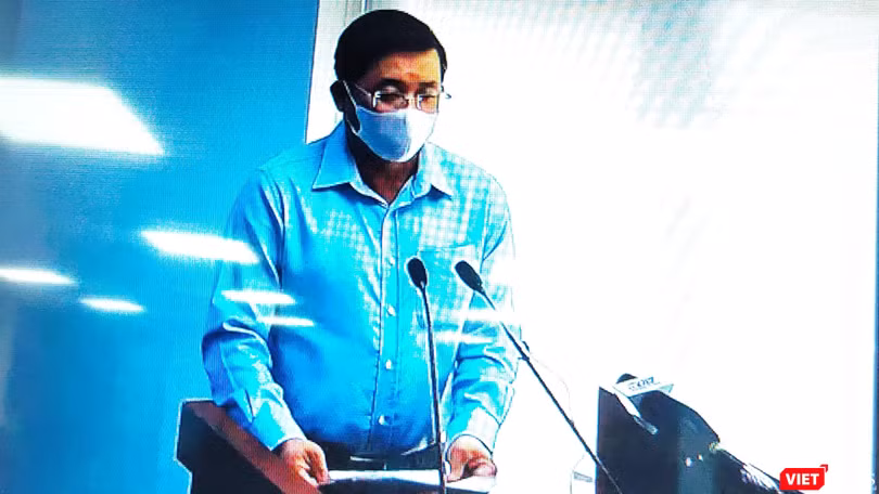 Ông Nguyễn Toàn Thắng, Giám đốc Sở TNMT TP.HCM tại cuộc họp báo chiều 28/3 (Ảnh chụp lại màn hình video ghi lại cuộc họp)