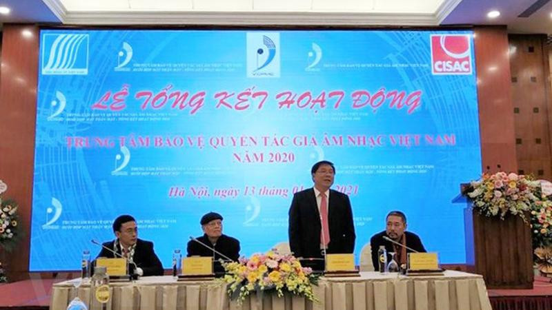 Nhạc sĩ Đinh Trung Cẩn - Tổng Giám đốc VCPMC phát biểu tại Lễ tổng kết năm 2020 (Ảnh: Bảo Châu)