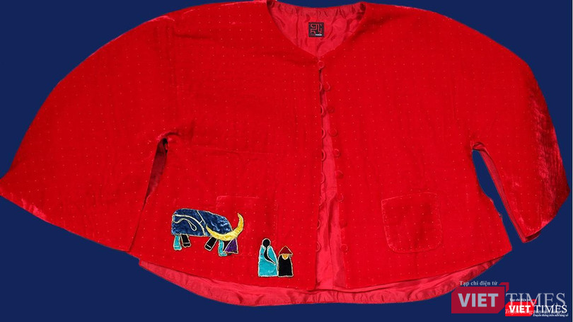 Áo bông của nhà thiết kế Trịnh Bích Thuỷ (Ảnh: NTKCC)