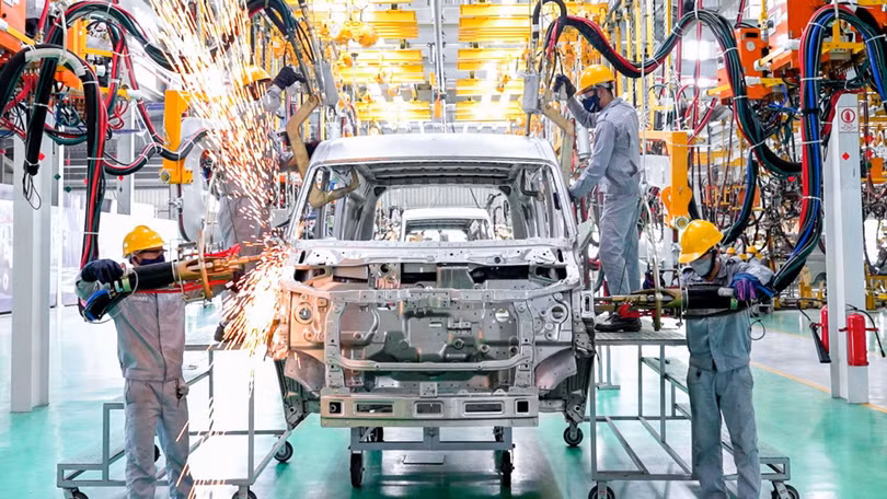 Chính thức ấn định thời gian khách mua ô tô mới được giảm 50% lệ phí trước bạ